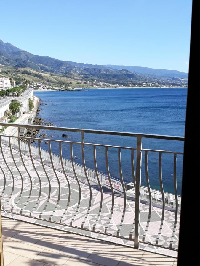 Il Molo Camere Per Vacanze Diamante Exterior photo